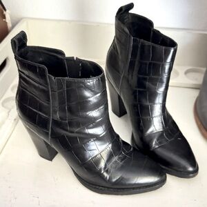 & other stories black croc embossed boot